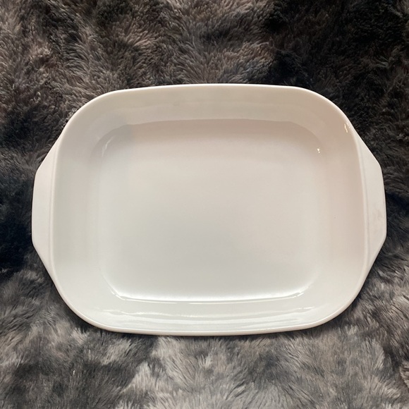 Country Autumn / Woodland Pyrex
OBLONG Casserole,
Wildflower - Picture 8 of 16